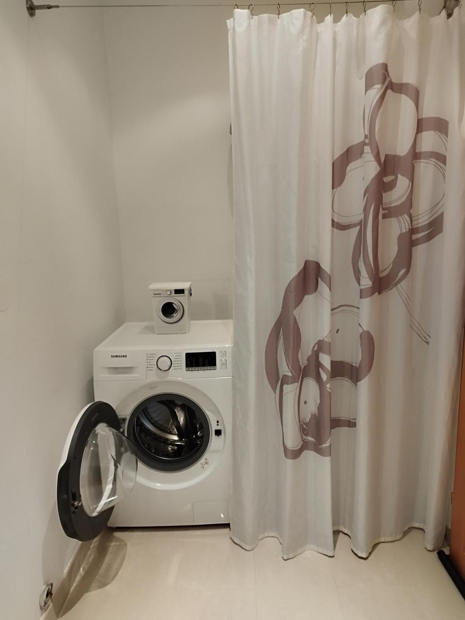 אומיס Ferienwohnung Am Sandstrand מראה חיצוני תמונה