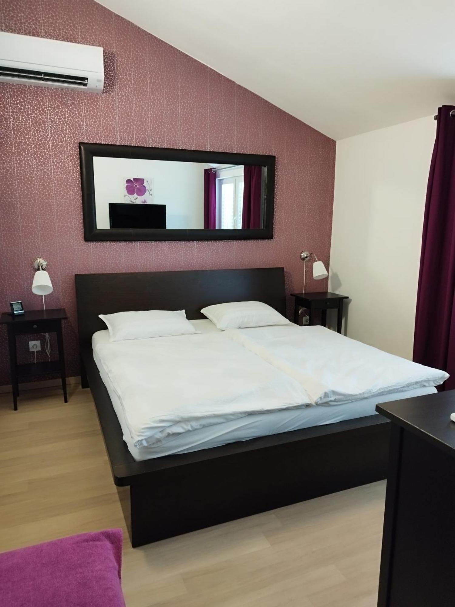 אומיס Ferienwohnung Am Sandstrand מראה חיצוני תמונה